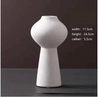 Minimalist White Ceramic Vase – Modern Home Decor Accent