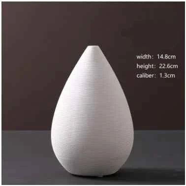 Minimalist White Ceramic Vase – Modern Home Decor Accent