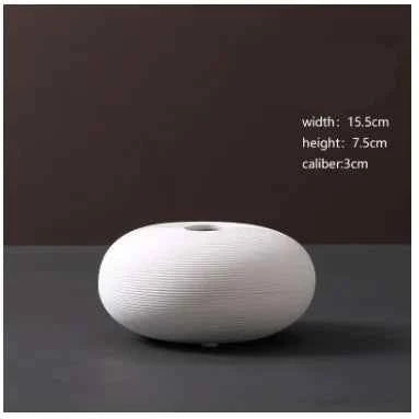 Minimalist White Ceramic Vase – Modern Home Decor Accent