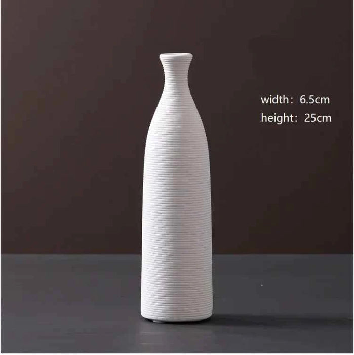 Minimalist White Ceramic Vase – Modern Home Decor Accent